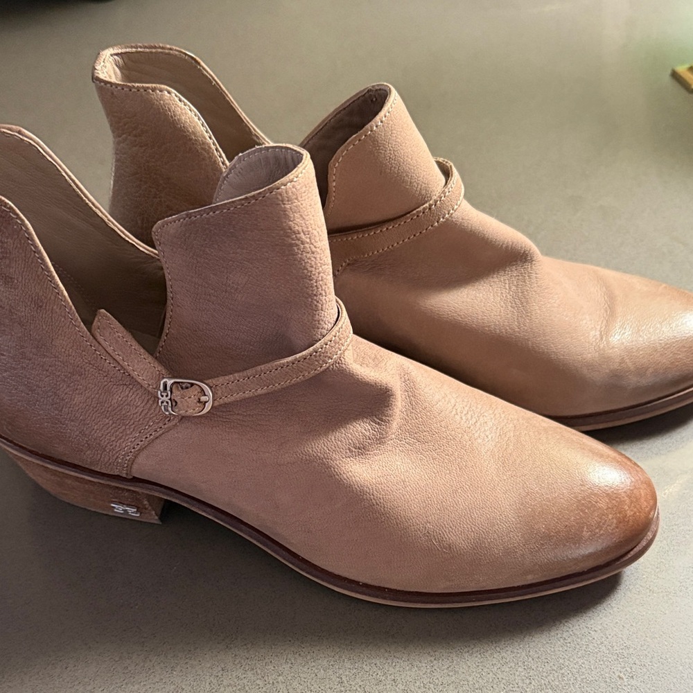 Sam Edelman Tan Leather Ankle Booties